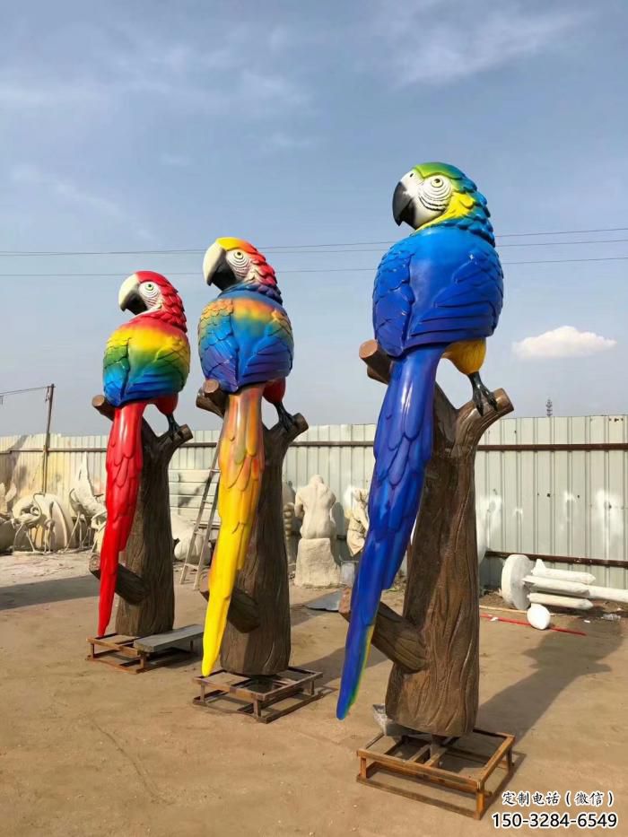 園林玻璃鋼鸚鵡雕塑 城市廣場雕塑 步行街擺件