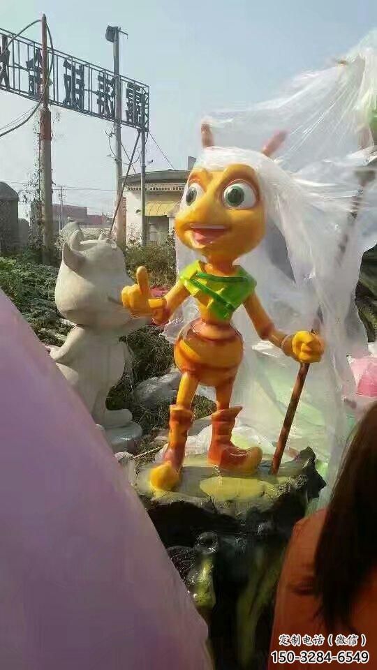 園林蟲子雕塑，噴漆運動雕塑，網格形式