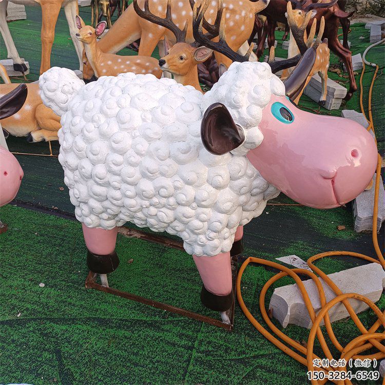 售樓部小羊雕塑，噴砂發(fā)光雕塑，彩繪題材