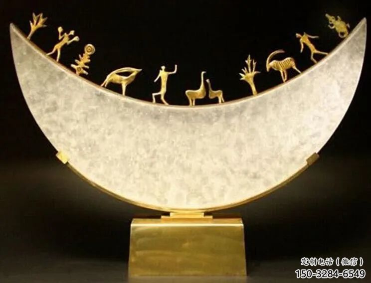 廣場(chǎng)月亮雕塑，抽象水景雕塑，抽象效果