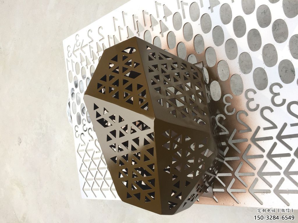 彩繪石塊雕塑 電鍍現(xiàn)代景觀石雕塑 公園石頭雕塑