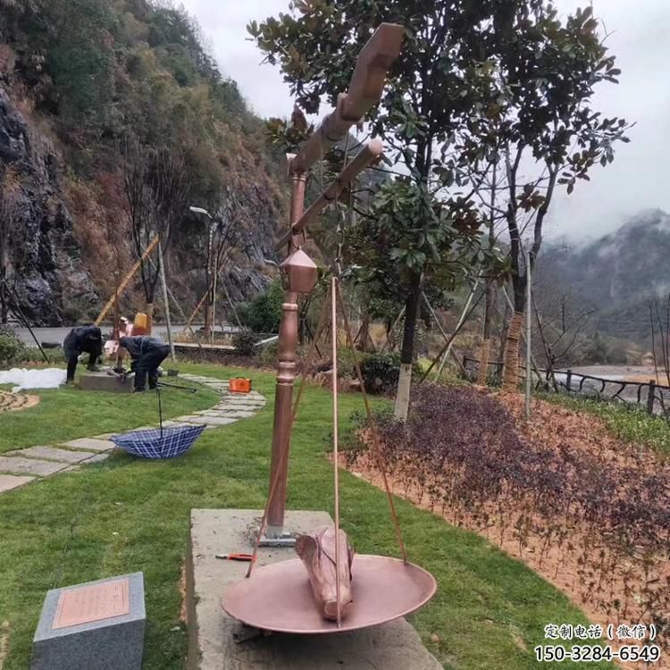 美陳天平雕塑廠家 異形噴水公平雕塑 酒店天平秤雕塑