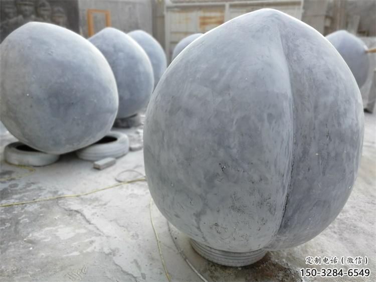 果籃雕塑專供，廣場雕塑，景觀桃子果籃雕塑供應(yīng)