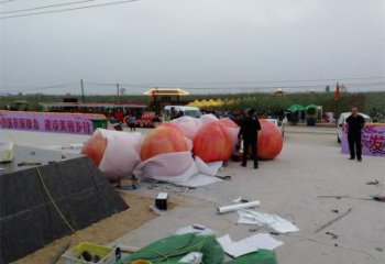 園林果籃雕塑展品，公園小品，桃子果籃雕塑生產商