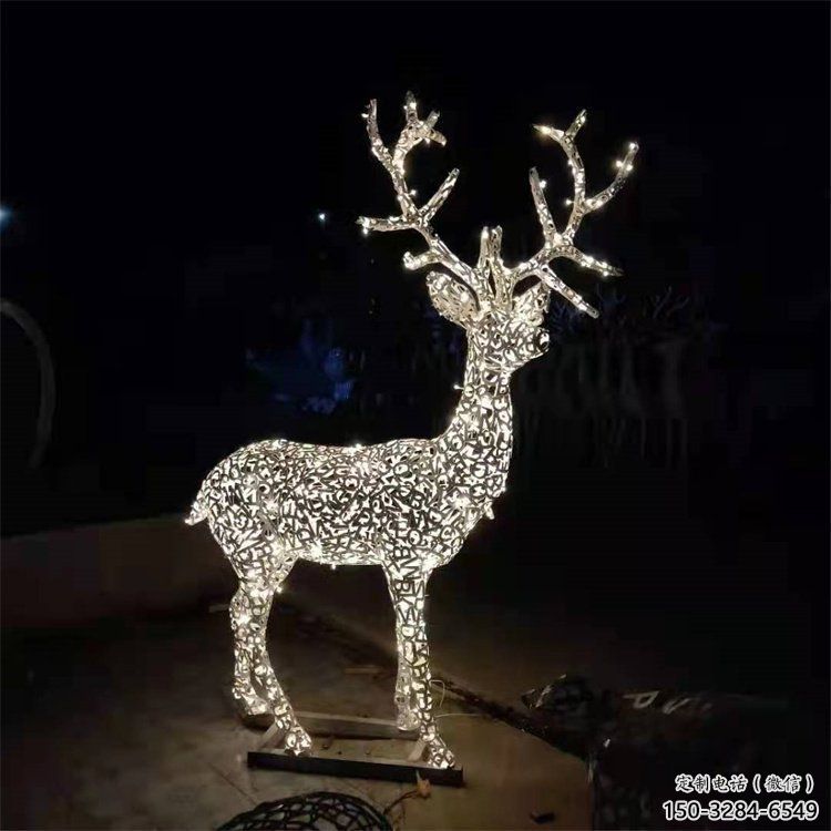 彩繪景觀梅花鹿雕塑生產(chǎn)，景區(qū)案例，燈光梅花鹿雕塑優(yōu)選