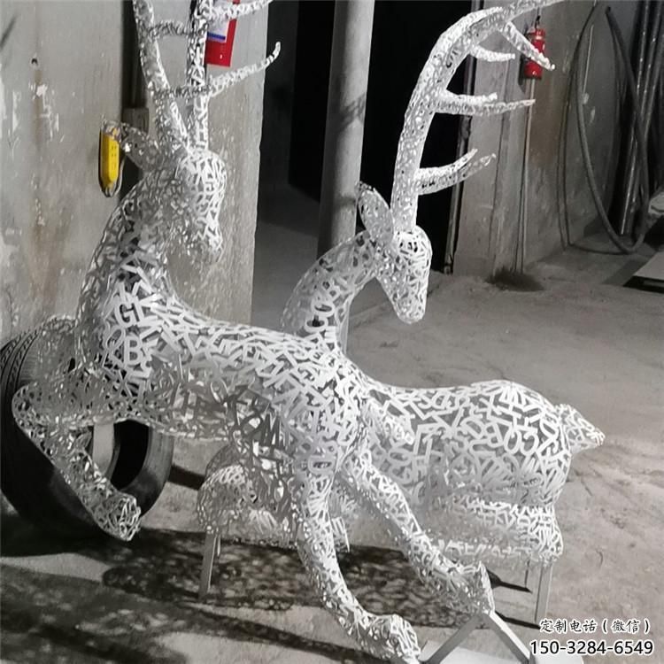 校園廣場梅花鹿雕塑訂做，城市雕塑，景觀鏤空梅花鹿雕塑工程