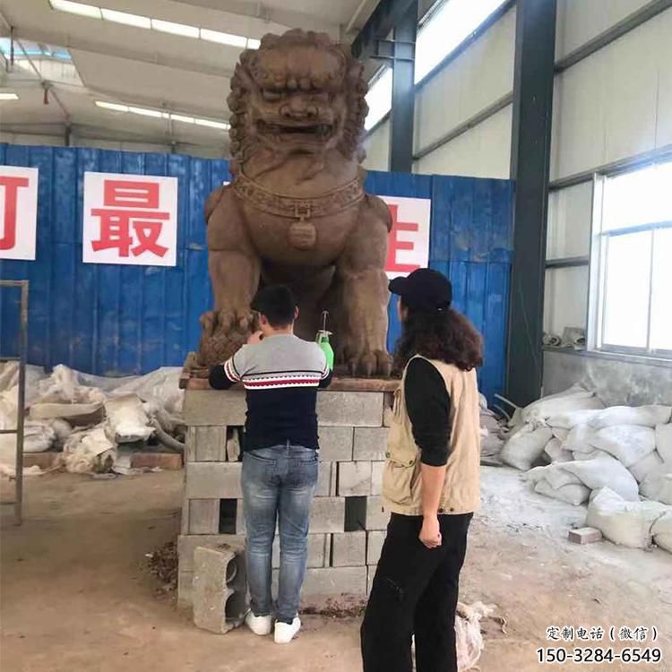 制造獅子雕塑專供，地標擺件，蹲獅雕塑磨具