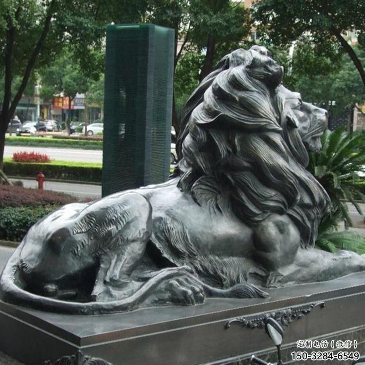 公園獅子雕塑定做,小區擺件,鑄銅趴獅雕塑制作 公園獅子雕塑定做,小區擺件,鑄銅趴獅雕塑制作