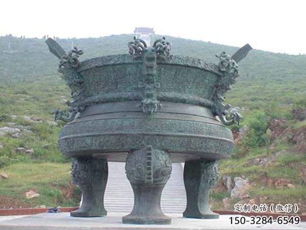 仿古藝術(shù)宣德三足爐雕塑