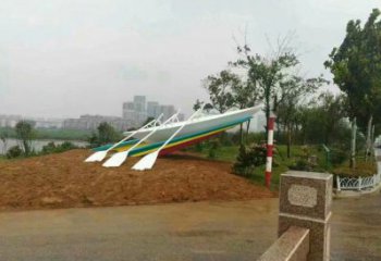 龍舟雕塑批發(fā)，烤漆工藝，不銹鋼龍舟雕塑精選