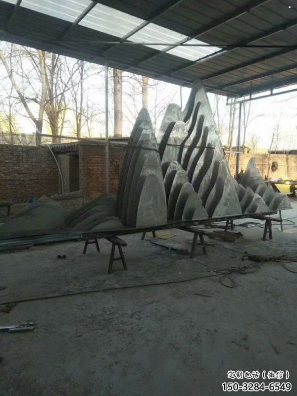 景觀假山雕塑，城區(qū)小品，戶外假山雕塑生產(chǎn)商