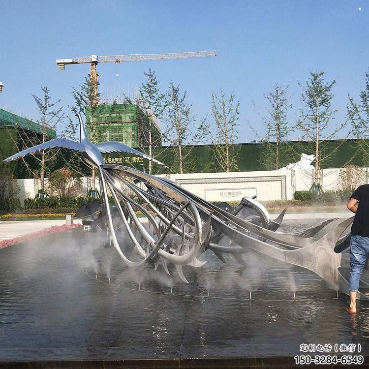 白鋼孔雀雕塑精選，景觀概念，不銹鋼孔雀雕塑廠家