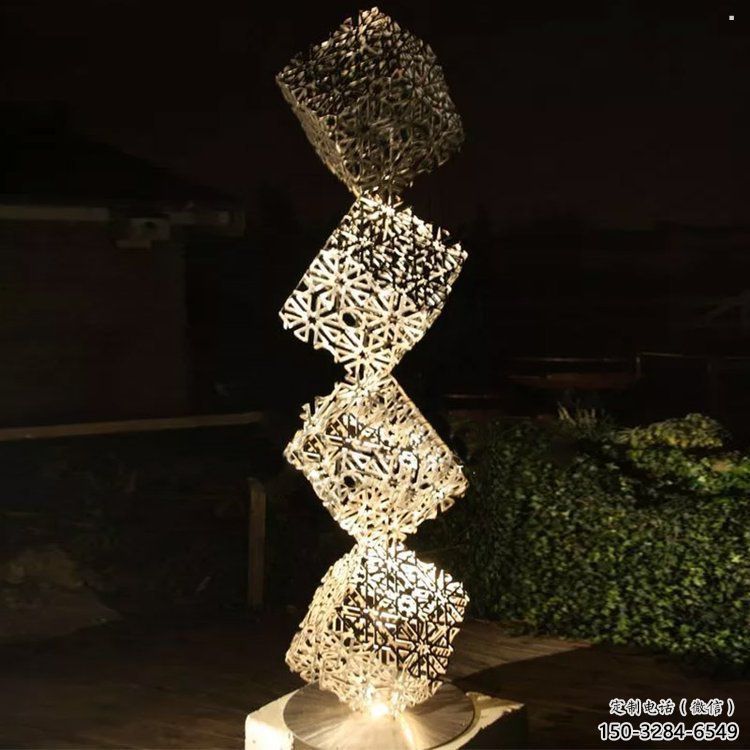 方塊雕塑點(diǎn)擊，圓雕體系，不銹鋼方塊雕塑標(biāo)準(zhǔn)