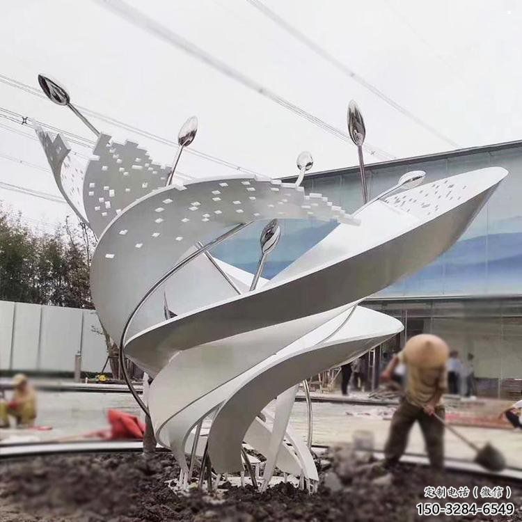 樹葉雕塑優選，陸地擺件，不銹鋼樹葉雕塑制作廠家