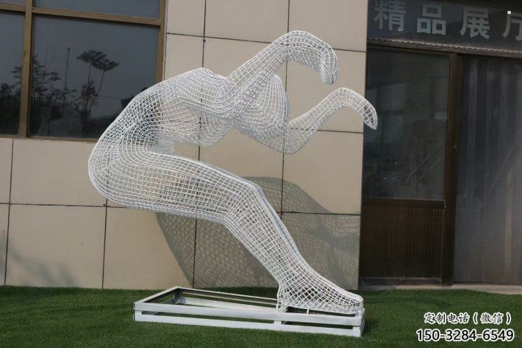 戶外鏤空體育雕塑通用，運動員雕塑，鐵藝人物雕塑供應
