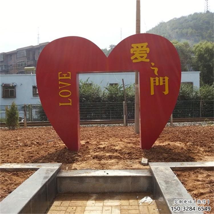 桃心雕塑常用，公園小品，不銹鋼桃心雕塑生產商