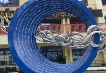 制造圓環(huán)雕塑供需，鋼管組合，烤漆圓環(huán)雕塑供應(yīng)