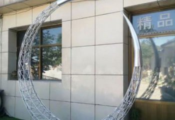 圓環(huán)雕塑制造商，小區(qū)擺件，白鋼鏤空?qǐng)A環(huán)雕塑提供