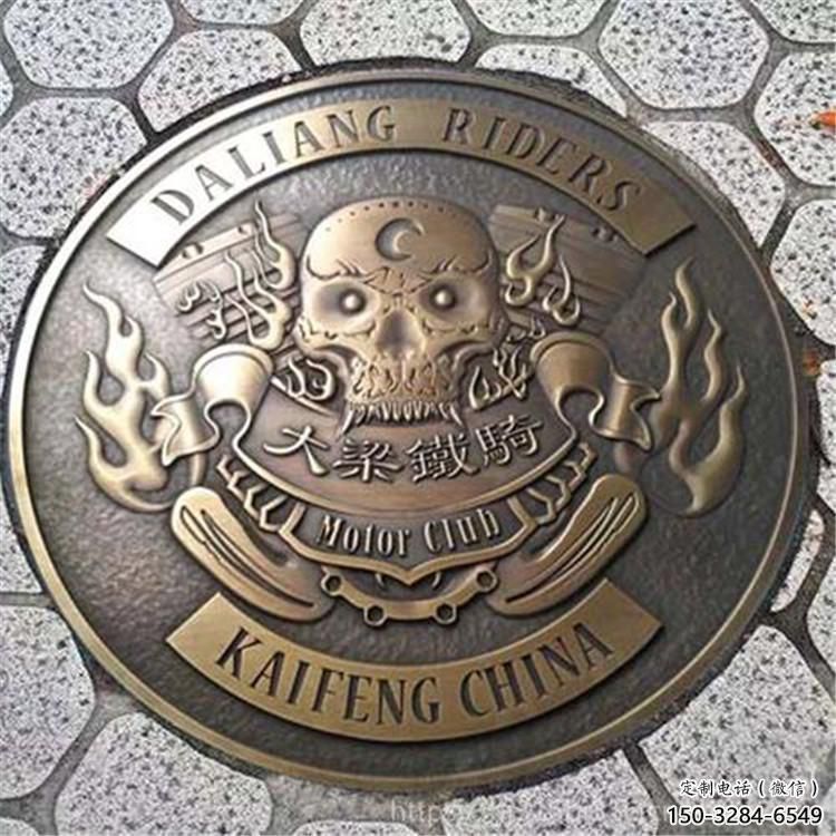 寧德鑄造校徽雕塑