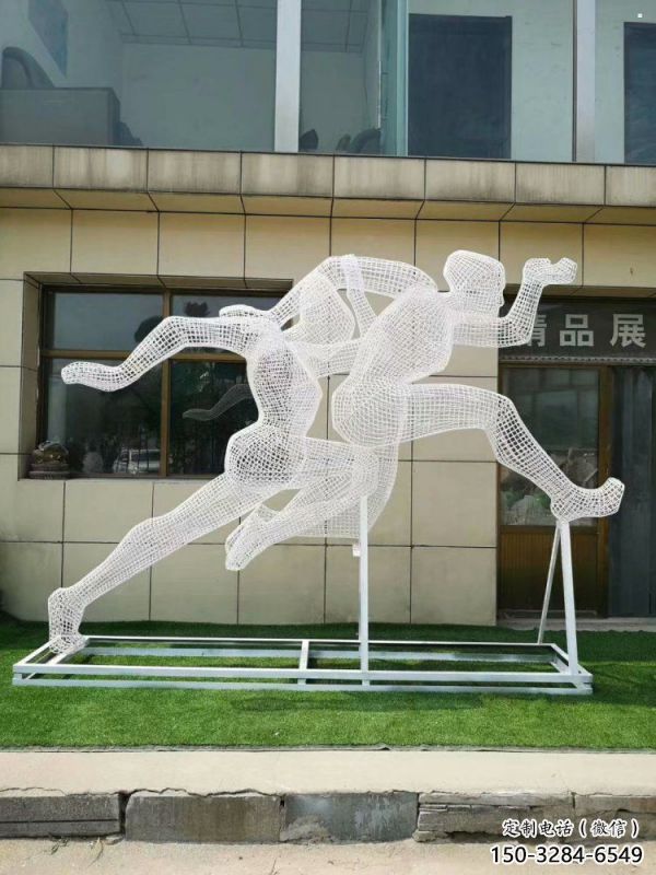 長樂鏤空跨欄雕塑制造商，透雕雕塑，鐵藝體育人物雕塑供給