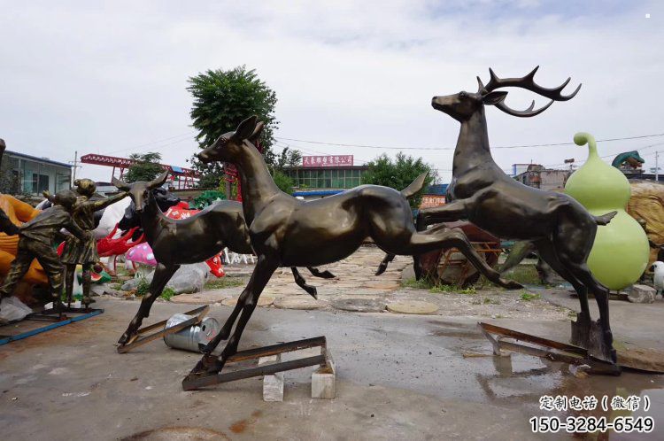 黃岡戶外小鹿批發，動物雕塑，梅花鹿銅雕塑供求