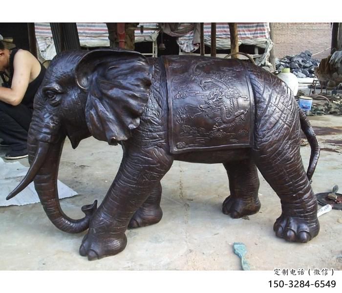 懷化庭院大象雕塑定做，廣場雕塑，室外銅大象雕塑提供