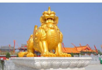 榆林廣場(chǎng)貔貅雕塑，動(dòng)物彩繪雕塑，抽象效果
