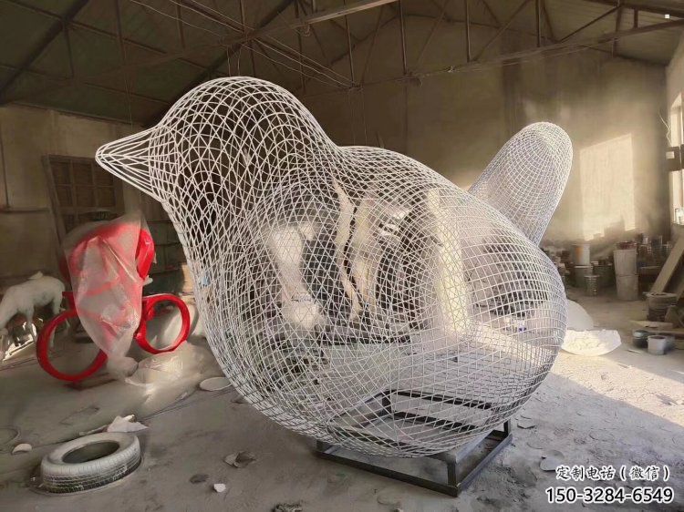 大理鏤空小鳥雕塑精選，陸地?cái)[件，鐵藝鳥兒雕塑精品