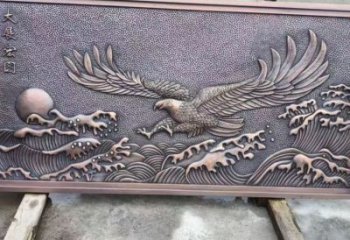吐魯番老鷹浮雕訂做，景區(qū)雕塑，鍛銅動(dòng)物浮雕定價(jià)