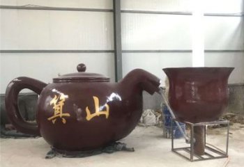 沙坪壩商業街酒壺雕塑